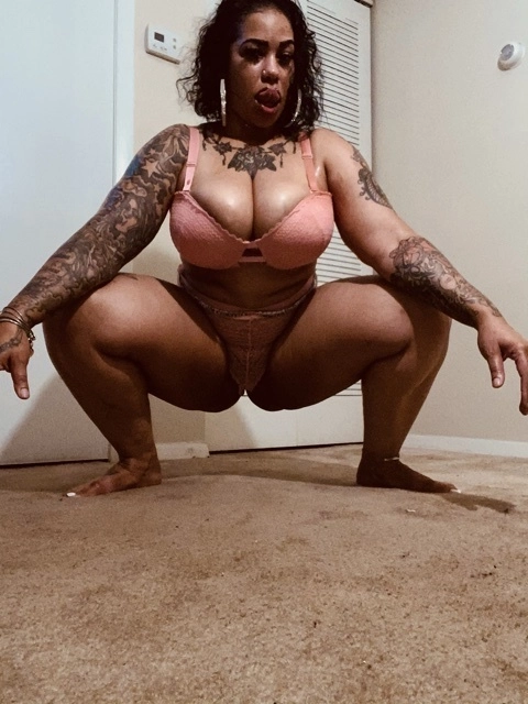 Tatted Baddie OnlyFans Picture