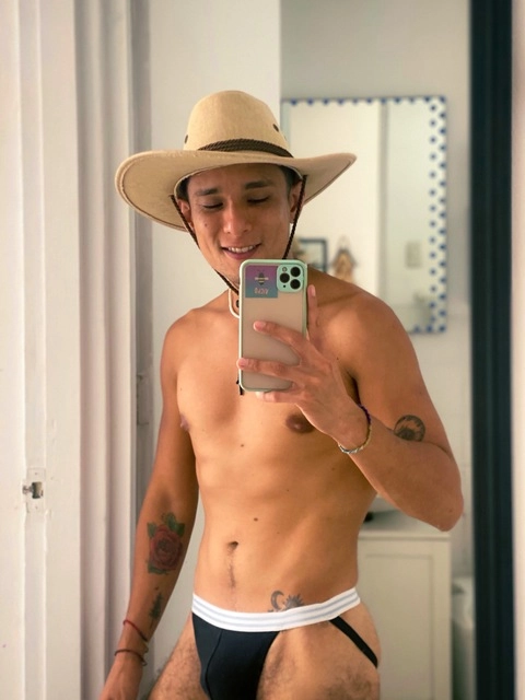 Cholo Achinado OnlyFans Picture