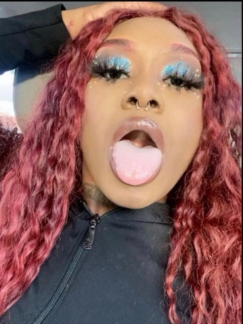 TheOfficialRedHead 🍭💦