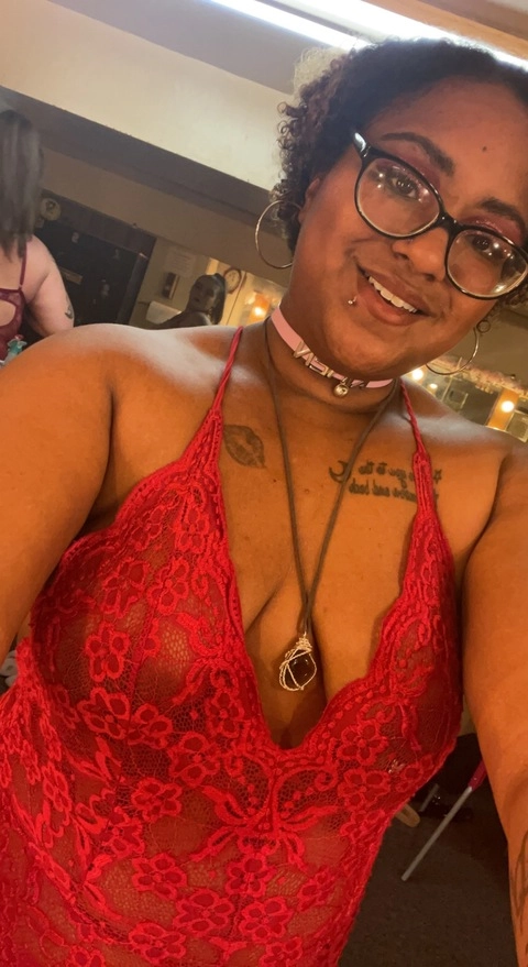 MixedMamii98 OnlyFans Picture