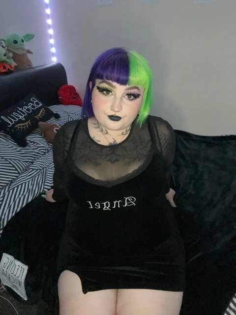 ✨Thicc witch ✨ OnlyFans Picture
