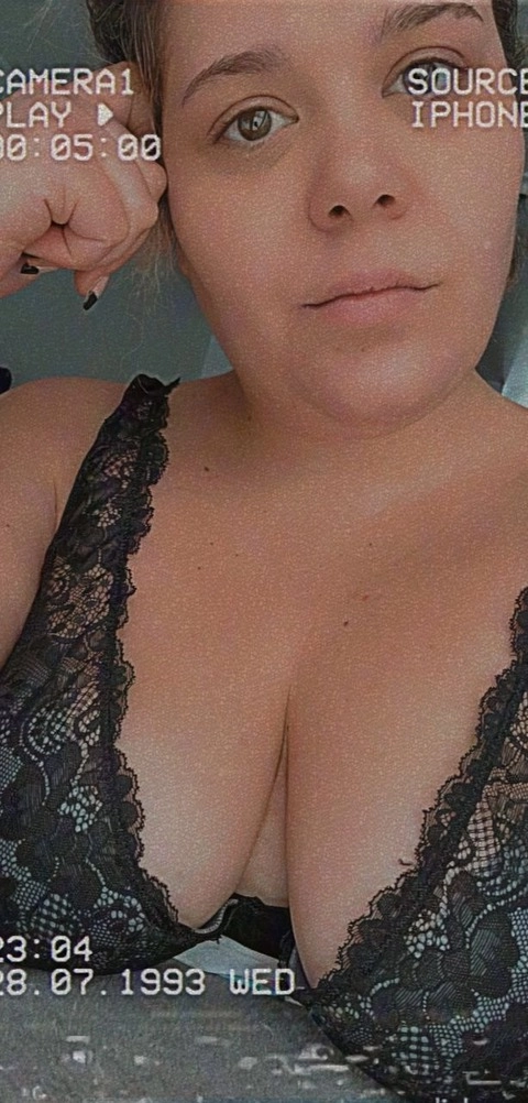 Lady OnlyFans Picture