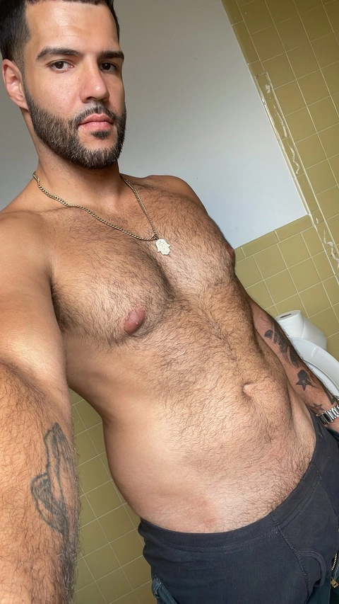 Forty OnlyFans Picture