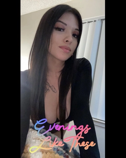 Angiee OnlyFans Picture