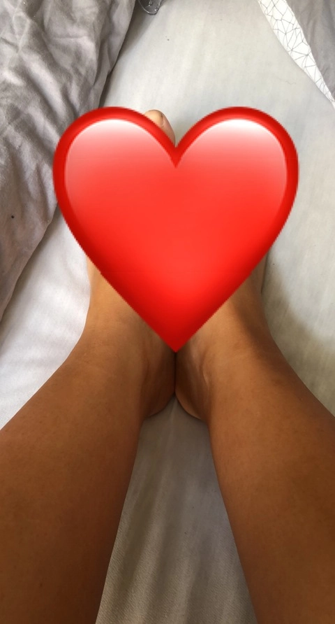 Myfeetyoursheet OnlyFans Picture