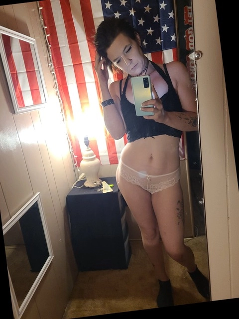 slowaf_butshecute OnlyFans Picture