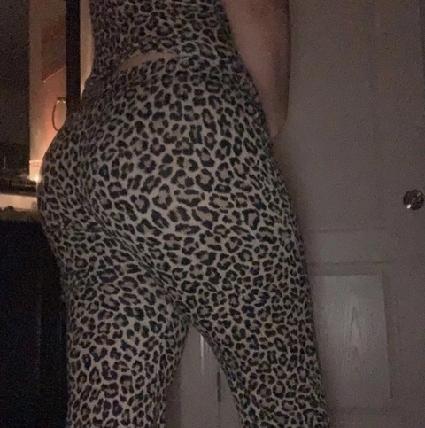 2Hotforyou OnlyFans Picture