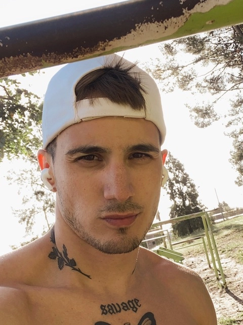 ??? Ezequiel OnlyFans Picture