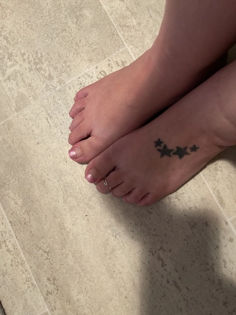 My Petite Feet OnlyFans Picture