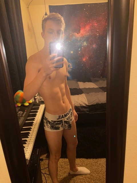 logan mears OnlyFans Picture