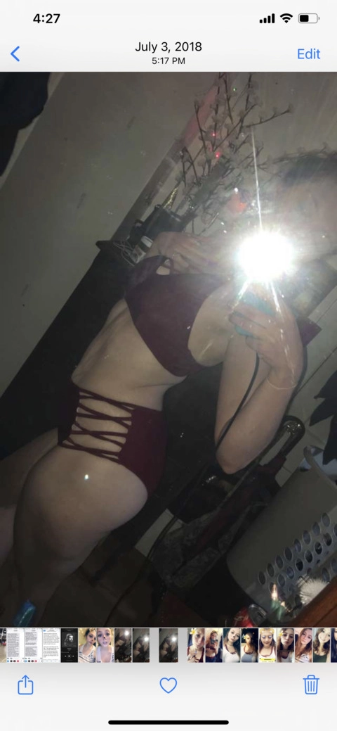 Umass chicka OnlyFans Picture