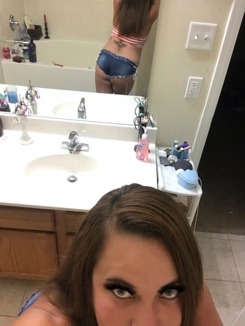 Erin OnlyFans Picture