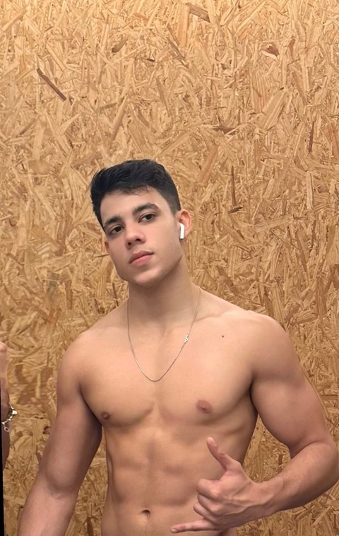 Victor Queiroz? OnlyFans Picture