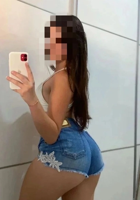 Catalina Valencia 🍑❤️ OnlyFans Picture