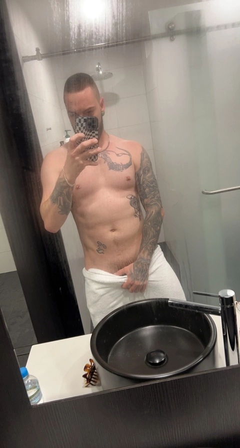 Cheeky Allan OnlyFans Picture