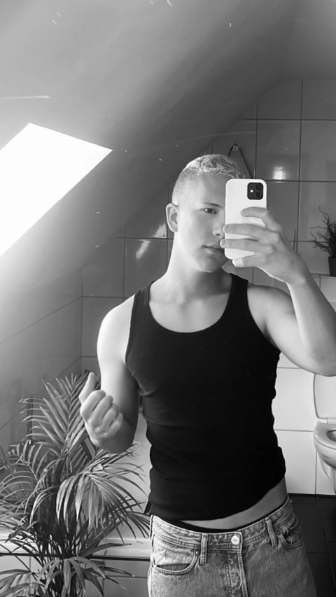 Jannik OnlyFans Picture