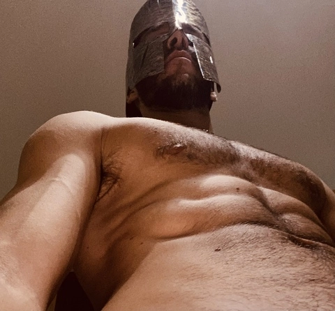 The man mask OnlyFans Picture