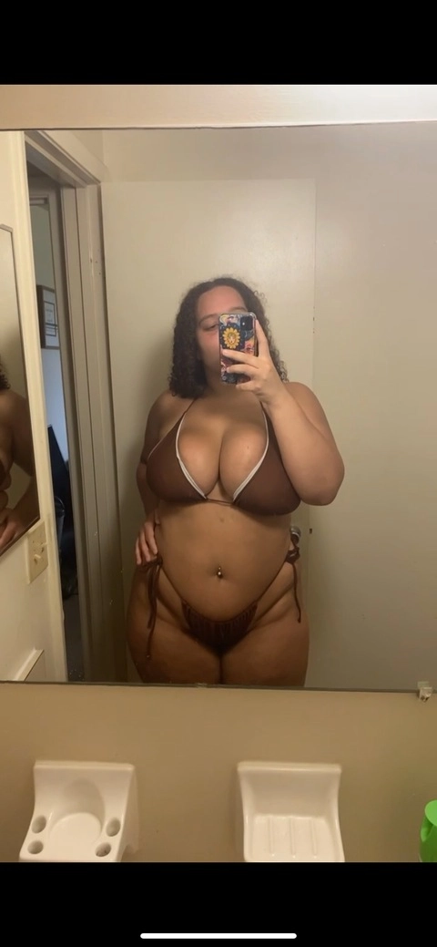 Dutchess OnlyFans Picture