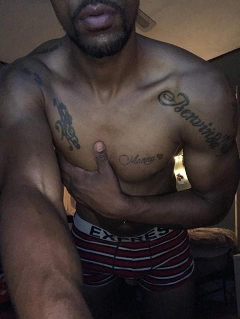 Dereck A Gomes OnlyFans Picture