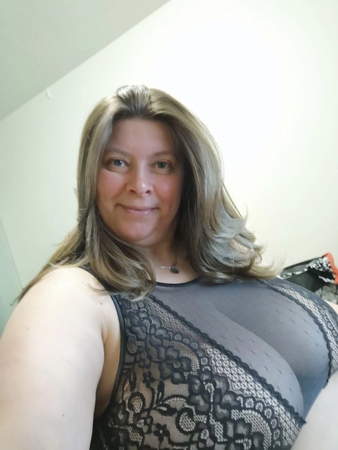 Cougar_bbw OnlyFans Picture