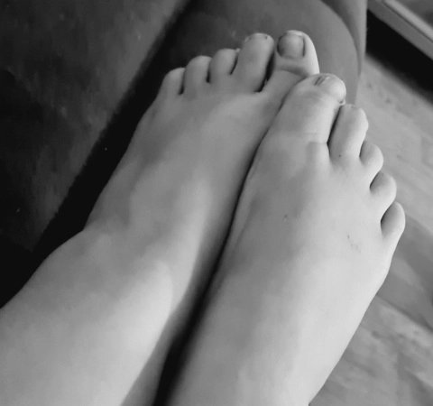 Angel Feet OnlyFans Picture