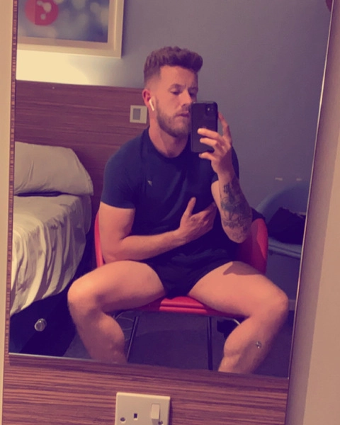 M OnlyFans Picture