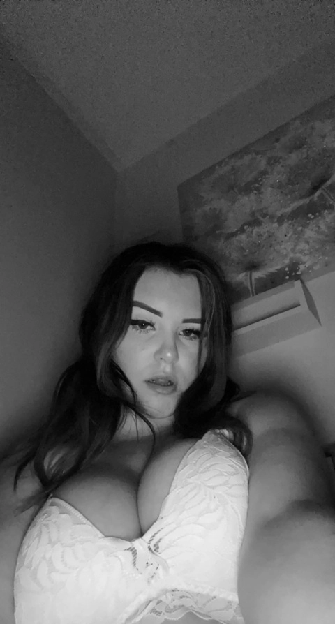 Jadey x OnlyFans Picture