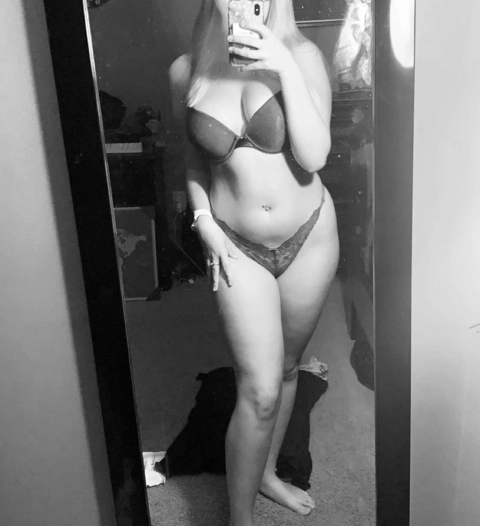 Via Marie OnlyFans Picture