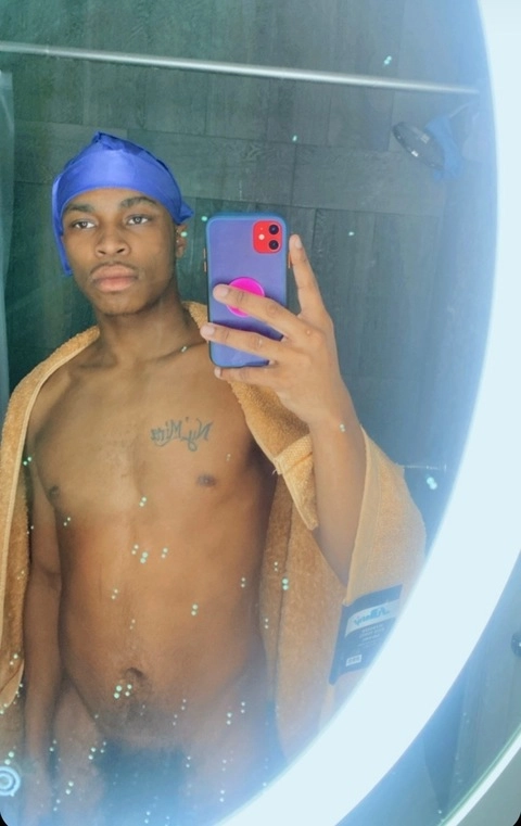 FreakyShawn💦😝 OnlyFans Picture