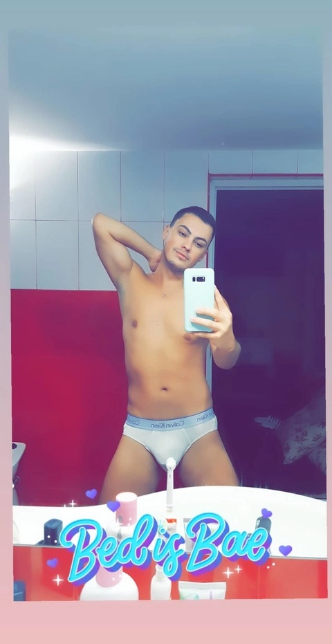 Dorian Dunhill OnlyFans Picture