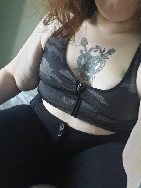 ThighMommy OnlyFans Picture