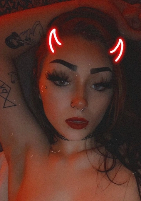 uwugothy OnlyFans Picture