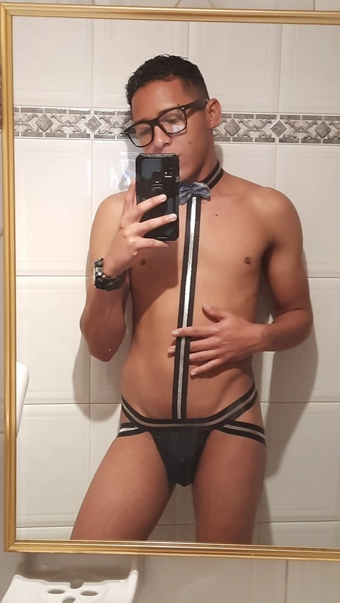 Tainner OnlyFans Picture