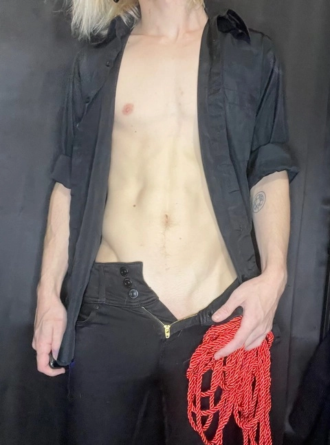 Mr. Kitsune the Tease OnlyFans Picture