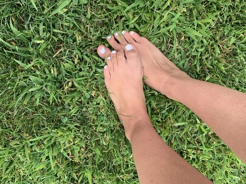 Bubbles Feet OnlyFans Picture