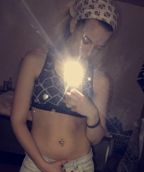 xxxtayxx OnlyFans Picture