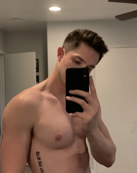 Dominick Whelton OnlyFans Picture