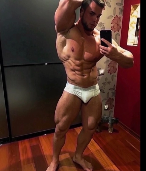 Muscular OnlyFans Picture