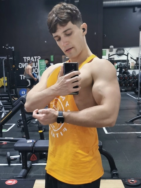 DANNY STRAPPED OnlyFans Picture