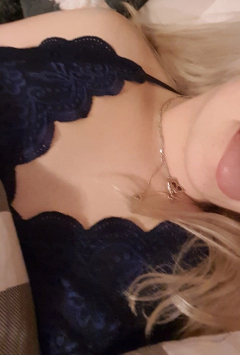 Sara OnlyFans Picture