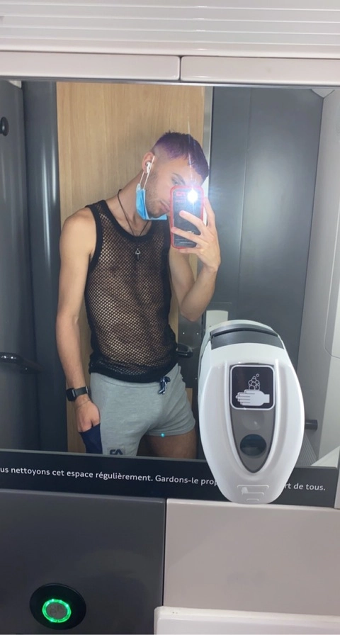 Giovannixxx OnlyFans Picture