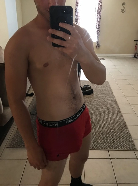 Tonyf0912 OnlyFans Picture