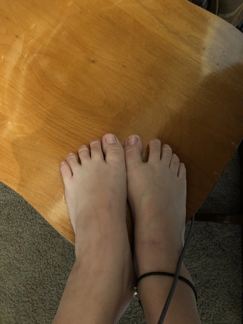 CosmicFeet OnlyFans Picture