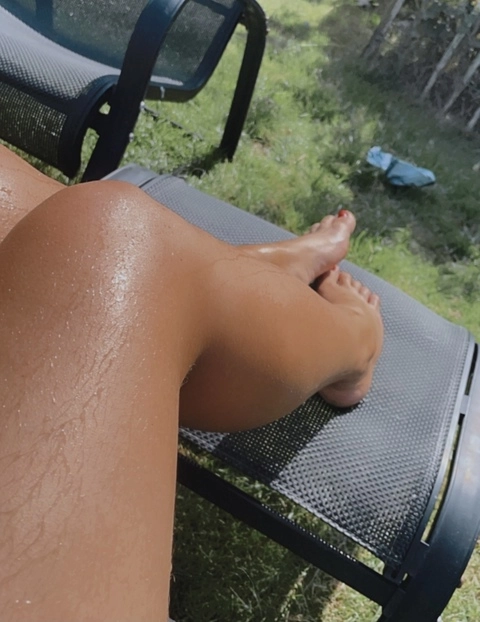 Feetolicious22 OnlyFans Picture