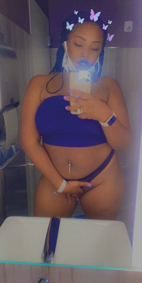 SexxxyCaramel OnlyFans Picture