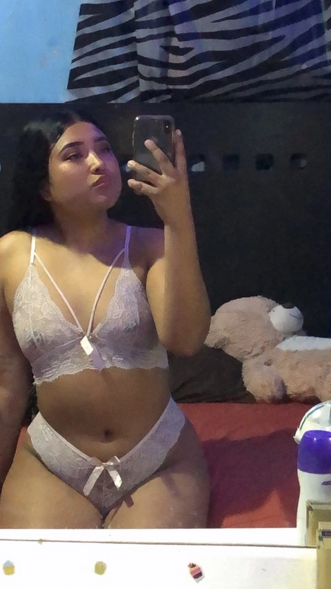 Viri Hernandez OnlyFans Picture