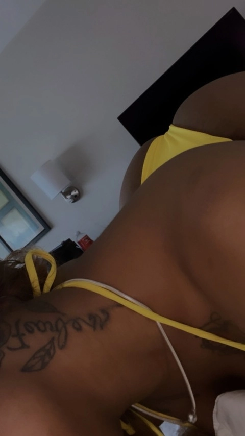 CeCeMa OnlyFans Picture