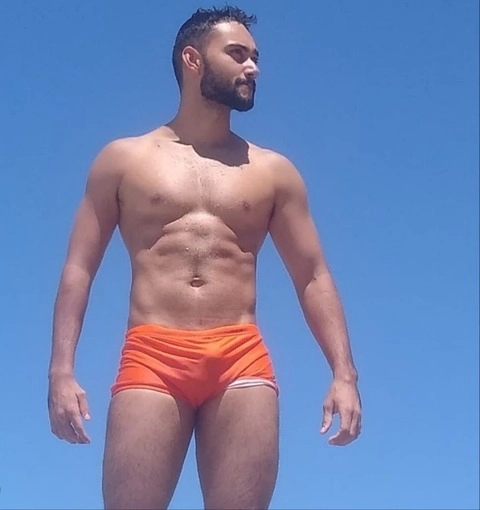 ARTHURO OnlyFans Picture