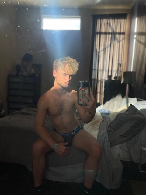 Carter Boyd OnlyFans Picture