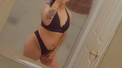 Lani Rae OnlyFans Picture
